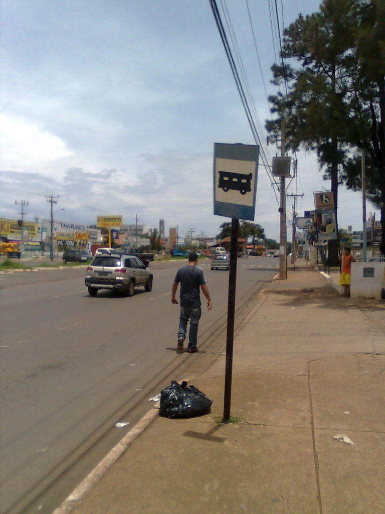 巴西公車站牌