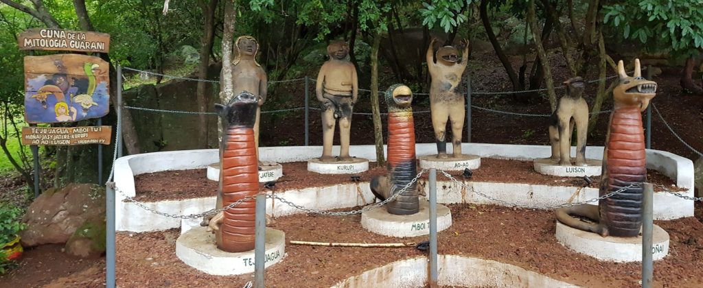 Cuna de la mitología guaraní