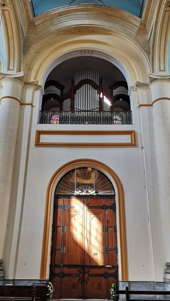 教堂 Iglesia de la Encarnación 中的管風琴